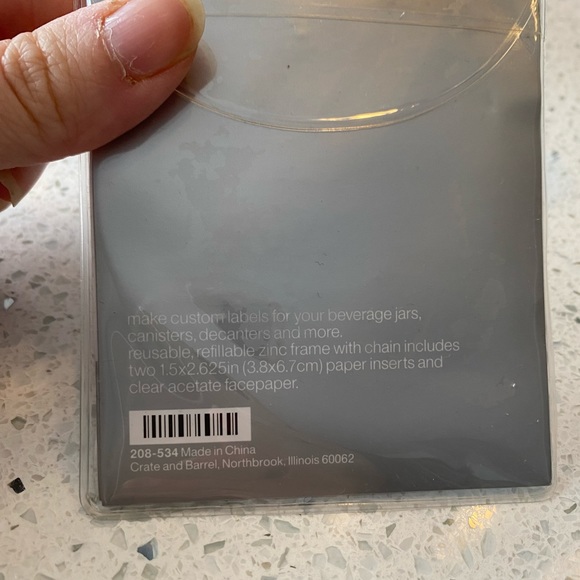 NEW - Crate & Barrel beverage jar label on chain - Picture 4 of 4